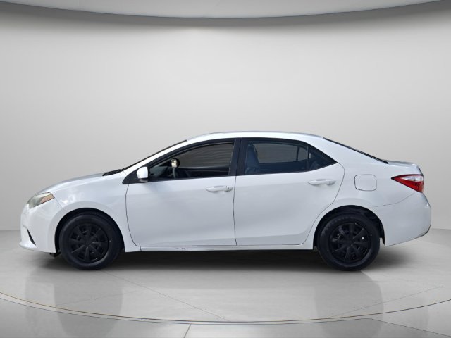 Used 2016 Toyota Corolla L FWD image 3