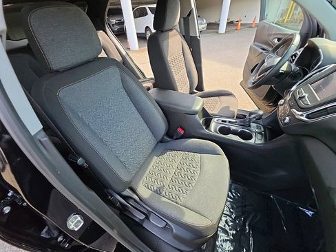 Used 2023 Chevrolet Equinox LT AWD/4WD image 26