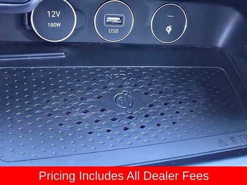 Used 2023 Genesis G70 2.0T w/ Sport Prestige Package RWD image 21