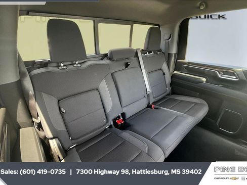 Used 2025 Chevrolet Silverado 3500 LT w/ Safety Package AWD/4WD image 21
