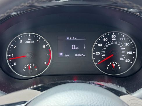Used 2023 Kia Seltos S FWD image 17