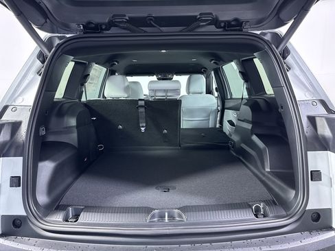New 2026 Jeep Cherokee Limited AWD/4WD image 9