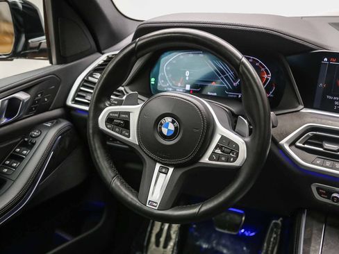 Used 2022 BMW X5 xDrive40i w/ M Sport Package AWD/4WD image 16