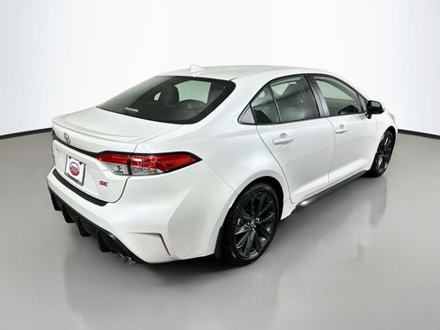 Used 2026 Toyota Corolla SE w/ SE Package FWD image 5