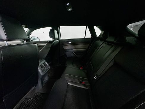 Used 2021 Volkswagen Atlas Cross Sport SE image 24