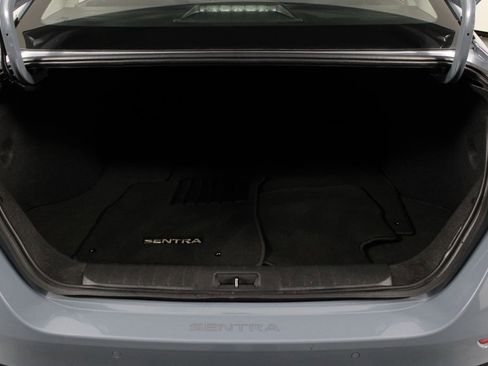 Certified 2024 Nissan Sentra SR FWD image 18