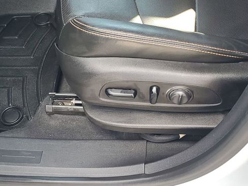 Used 2019 GMC Terrain SLT image 29