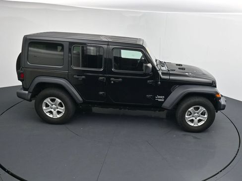 Used 2019 Jeep Wrangler Unlimited Sport S AWD/4WD image 31