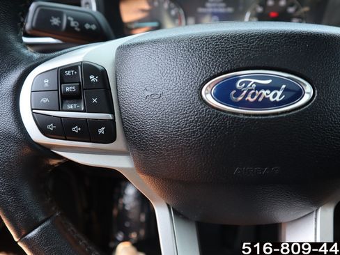 Used 2022 Ford Explorer XLT w/ Equipment Group 202A AWD/4WD image 21
