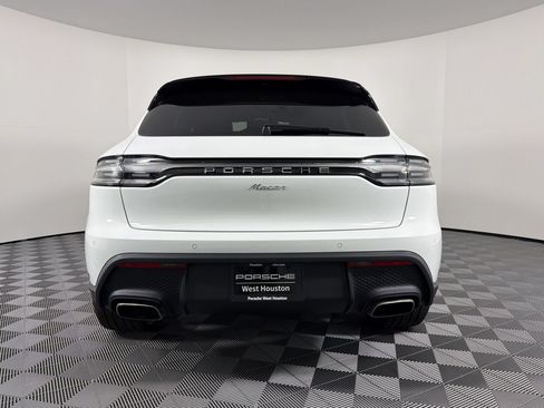 New 2026 Porsche Macan AWD/4WD image 10