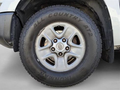 Used 2018 Toyota Tundra SR image 13