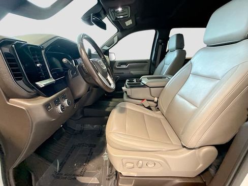 Used 2022 GMC Sierra 1500 SLT image 18