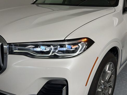 Used 2020 BMW X7 xDrive40i w/ Premium Package AWD/4WD image 12
