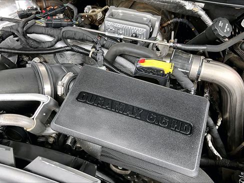 Used 2022 Chevrolet Silverado 2500 LT w/ Convenience Package image 33