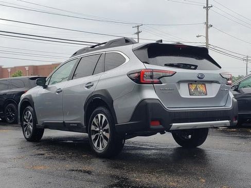 Used 2024 Subaru Outback Limited image 6