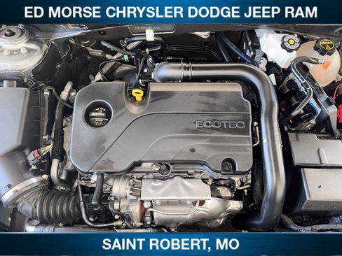 Used 2025 Chevrolet Malibu LT image 14