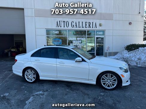 Used 2011 Mercedes-Benz C 300 Luxury image 1