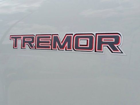 Certified 2022 Ford Ranger XLT w/ Tremor Off-Road Package AWD/4WD image 11