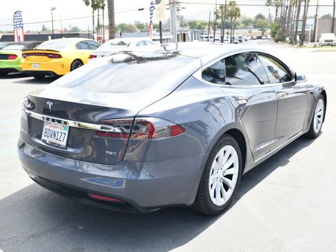 Used 2018 Tesla Model S 75D AWD/4WD image 7