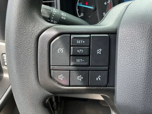 Used 2025 Ford F250 XLT w/ FX4 Off-Road Package AWD/4WD image 35