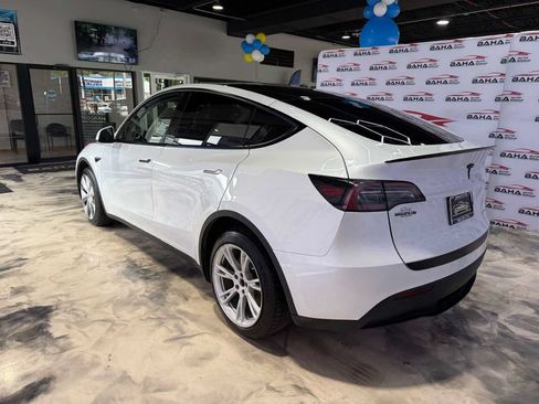 Used 2023 Tesla Model Y Long Range AWD/4WD image 7