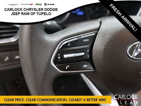 Used 2019 Hyundai Santa Fe SE image 17