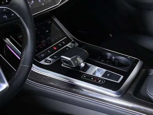 Used 2026 Audi Q7 2.0T Premium Plus w/ Premium Plus Package AWD/4WD image 21
