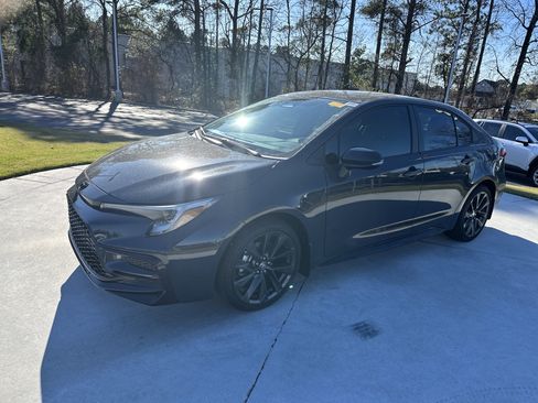 Used 2025 Toyota Corolla SE image 5