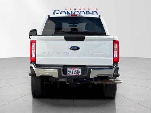 Used 2025 Ford F250 XLT image 5
