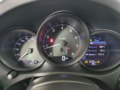 New 2026 Porsche Macan image 17