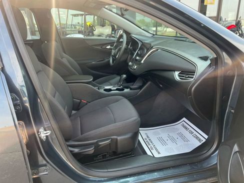 Used 2020 Chevrolet Malibu LS image 20