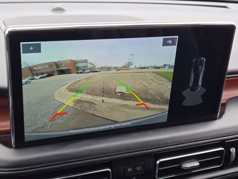 Used 2021 Lincoln Nautilus Reserve w/ Monochromatic Package AWD/4WD image 45