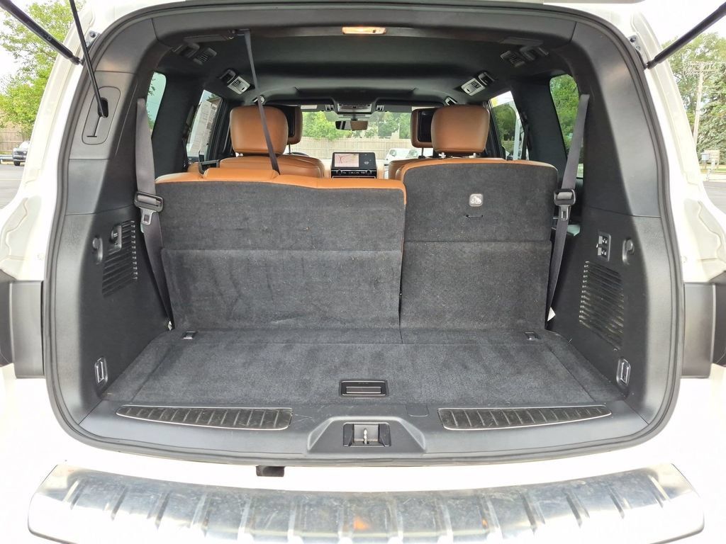 Used 2022 INFINITI QX80 Sensory w/ All-Season Package AWD/4WD image 30