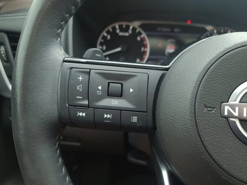 Certified 2023 Nissan Rogue SV w/ SV Premium B Package FWD image 27