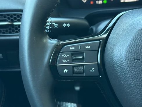 Used 2025 Honda HR-V EX-L image 29