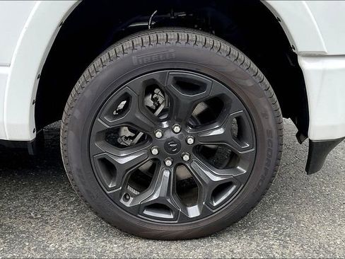 New 2024 RAM 1500 Limited image 12