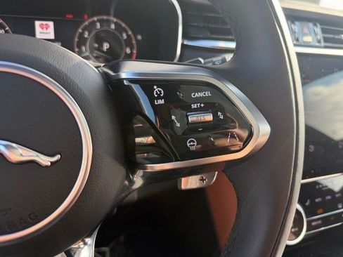 New 2025 Jaguar F-PACE R-Dynamic S AWD/4WD image 23