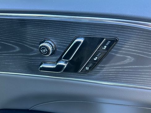Certified 2024 Cadillac Lyriq Sport w/ LPO, Floor Liner Package AWD/4WD image 22