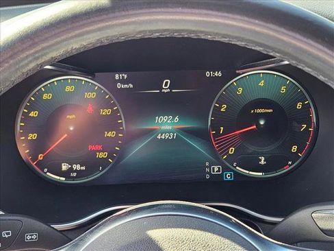 Used 2022 Mercedes-Benz GLC 300 image 11