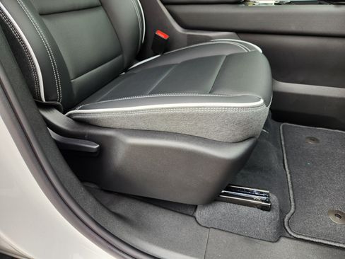 New 2026 GMC Sierra EV Elevation w/ LPO, Elevation Dark Package image 20