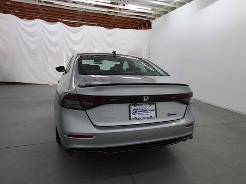 Used 2024 Honda Accord Sport image 7