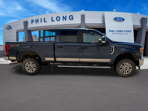 Used 2017 Ford F250 XL w/ STX Appearance Package AWD/4WD image 7