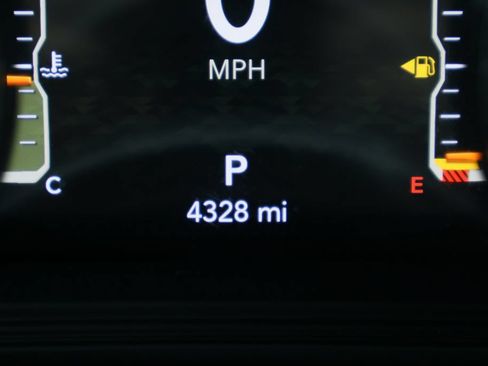 Used 2024 Jeep Wrangler Unlimited Sport AWD/4WD image 15