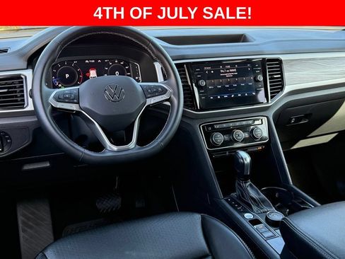 Certified 2022 Volkswagen Atlas Cross Sport SE AWD/4WD image 25