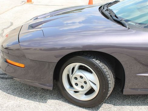 Used 1994 Pontiac Firebird Trans Am RWD image 28