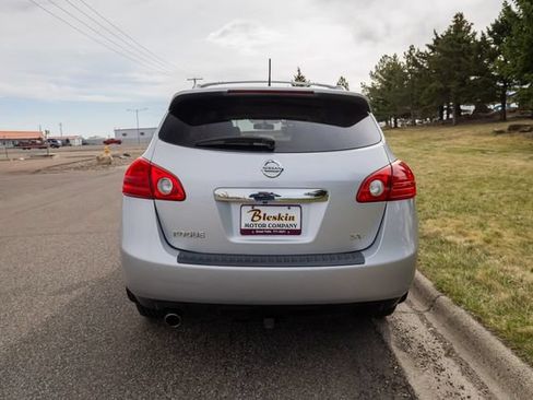 Used 2012 Nissan Rogue SV FWD image 6