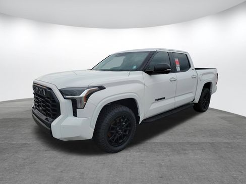 New 2026 Toyota Tundra SR5 w/ SR5 Premium Package AWD/4WD image 3