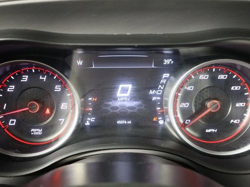 Used 2023 Dodge Charger SXT image 11