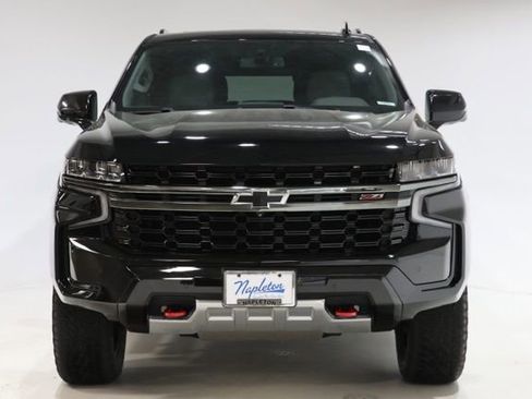 Used 2021 Chevrolet Tahoe Z71 w/ Z71 Signature Package AWD/4WD image 2