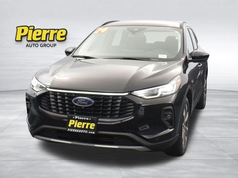 Used 2024 Ford Escape Platinum image 1